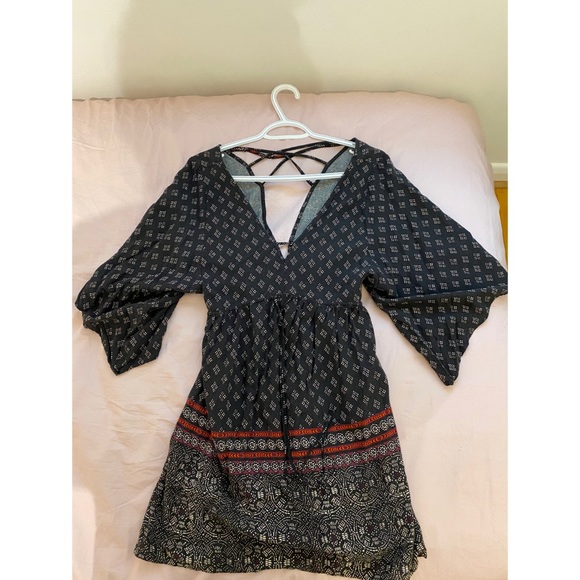 Patterned Dress - Picture 2 of 2